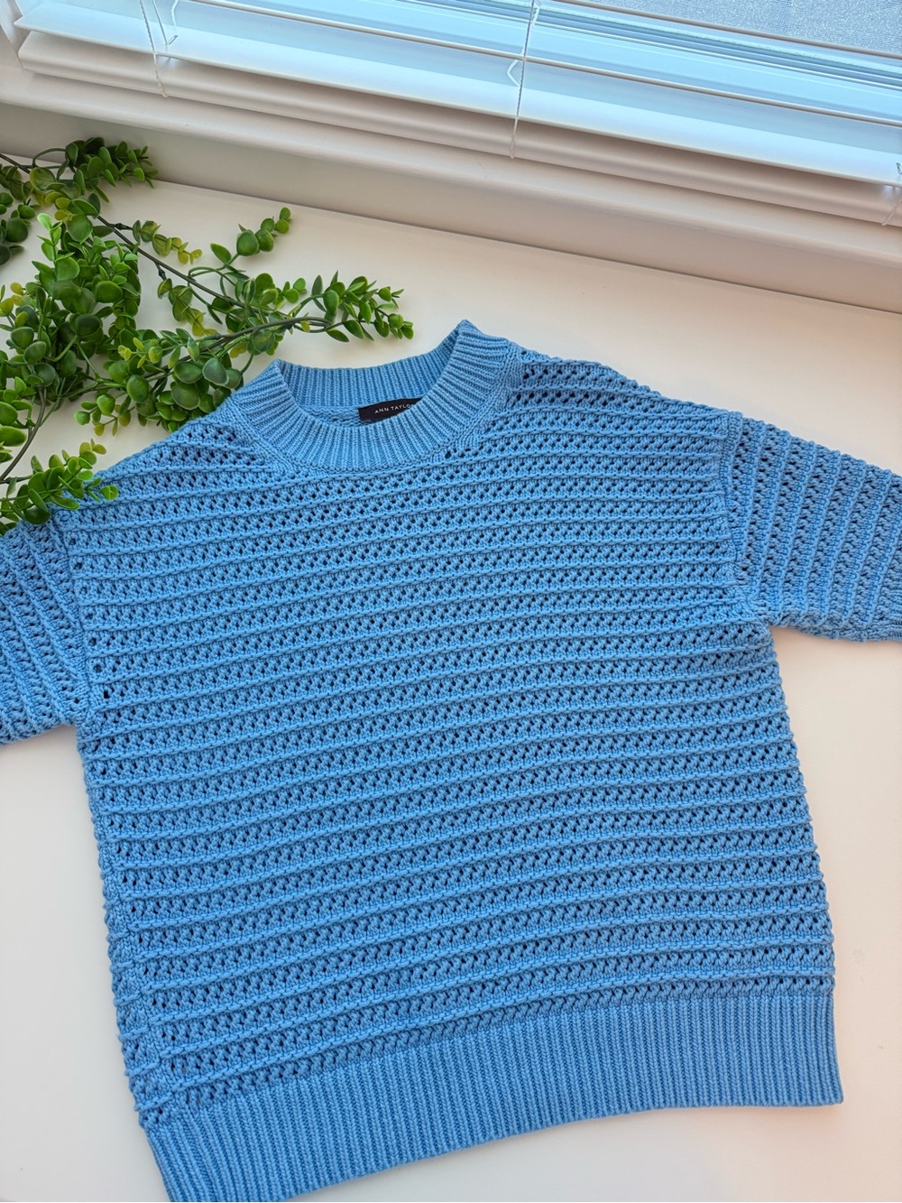 Ann Taylor Coastal Blue Sweater Sz Medium